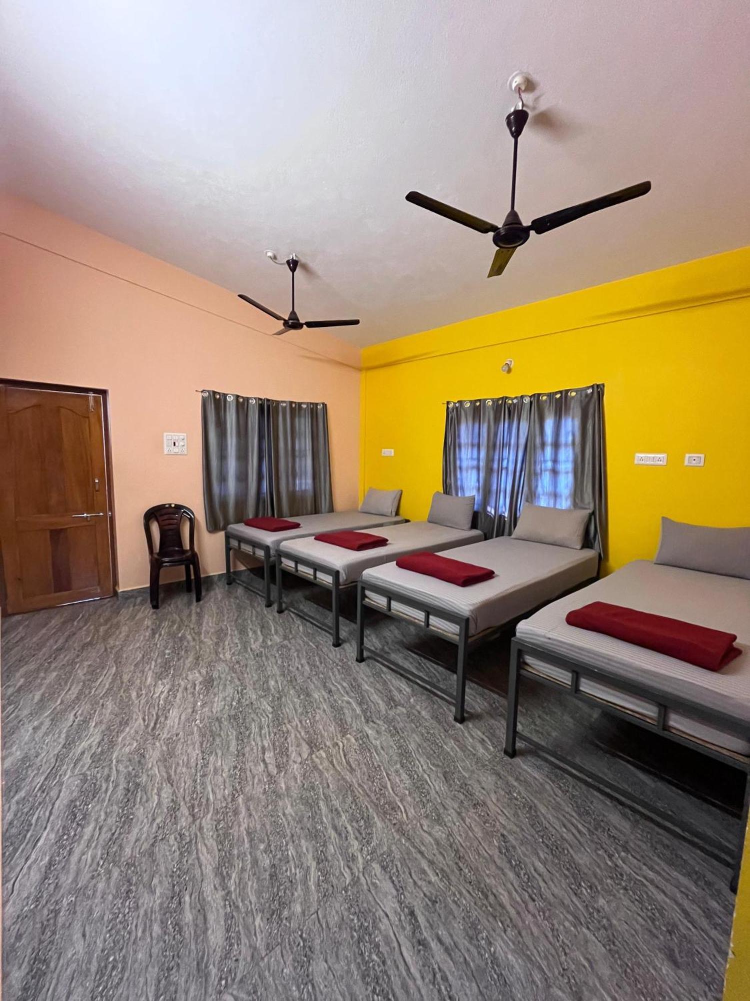 Hostelvk Gokarna โกการ์นา ภายนอก รูปภาพ