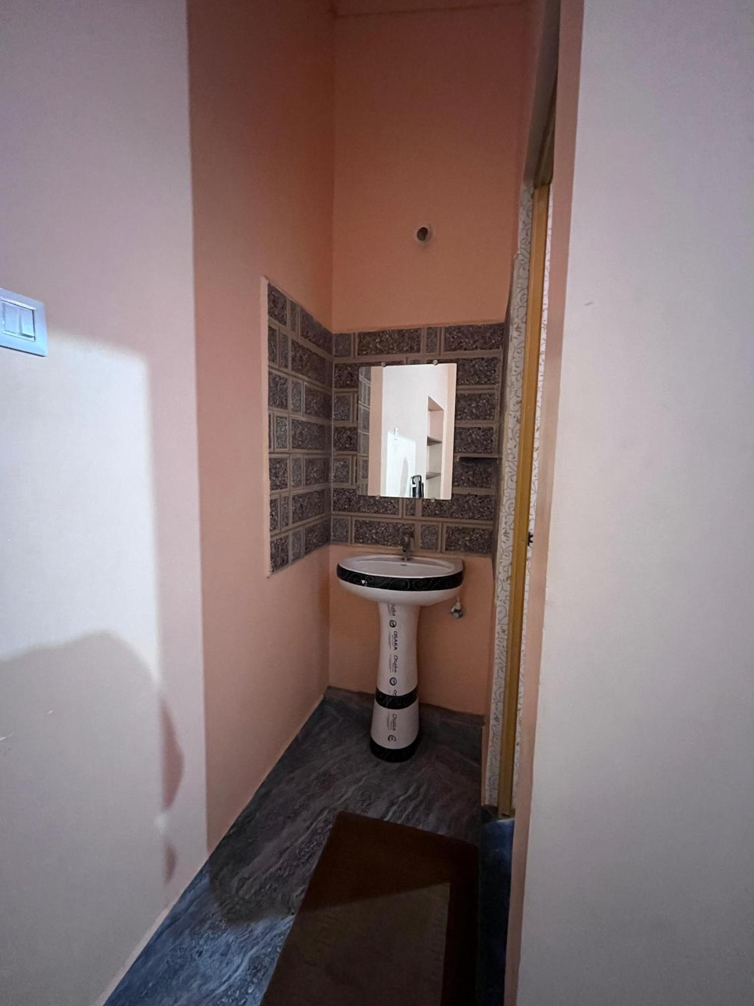 Hostelvk Gokarna โกการ์นา ภายนอก รูปภาพ